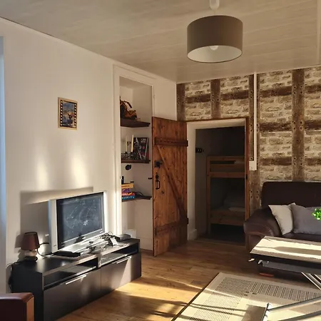 Holiday home Grand Grande Capacite Dans L'allier