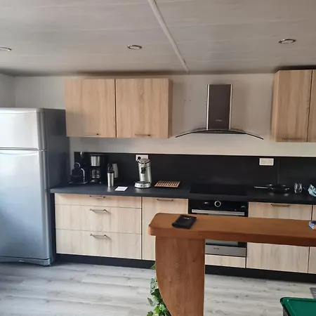 Grand Grande Capacite Dans L'allier Holiday home *
