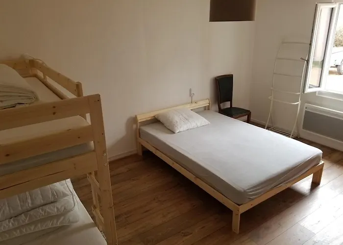 Grand Grande Capacite Dans L'allier Holiday home